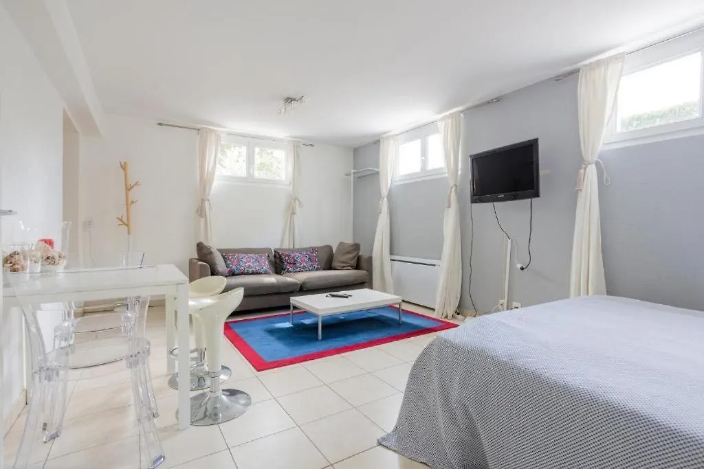 Appartement 2 Room Apartment, Free Parking And Wifi Genève Suisse