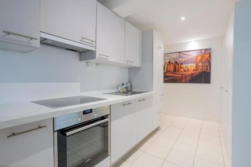 2 Room Apartment, Free Parking And Wifi Genève Appartement