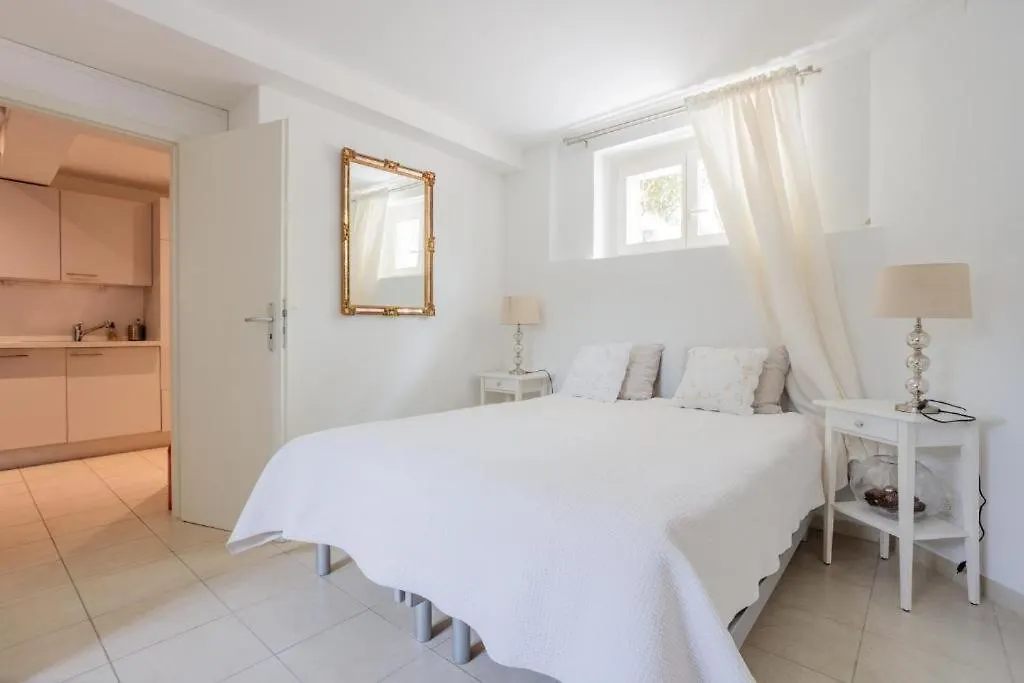 Appartement 2 Room Apartment, Free Parking And Wifi Genève